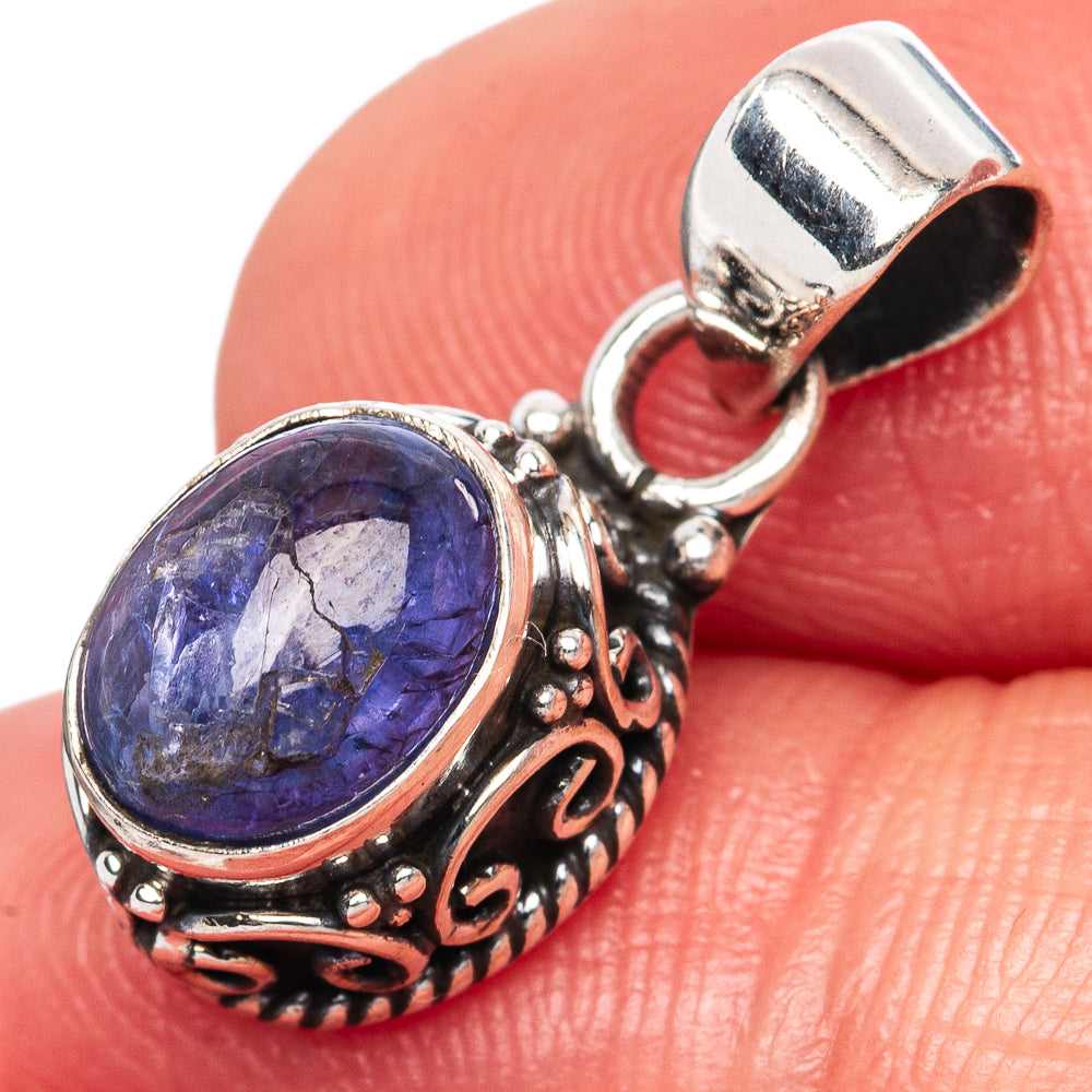Rare  Tanzanite Pendants 7/8" (925 Sterling Silver) P42326