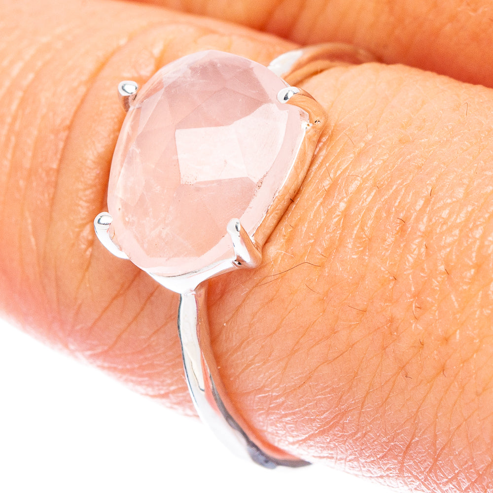 Value Rose Quartz Ring Size 8 (925 Sterling Silver) R7502