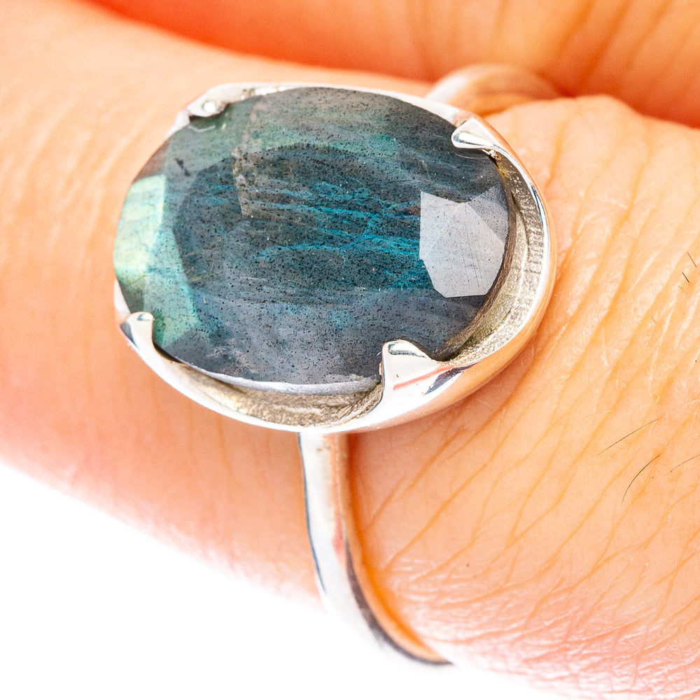 Labradorite Ring Size 7 (925 Sterling Silver) R146978