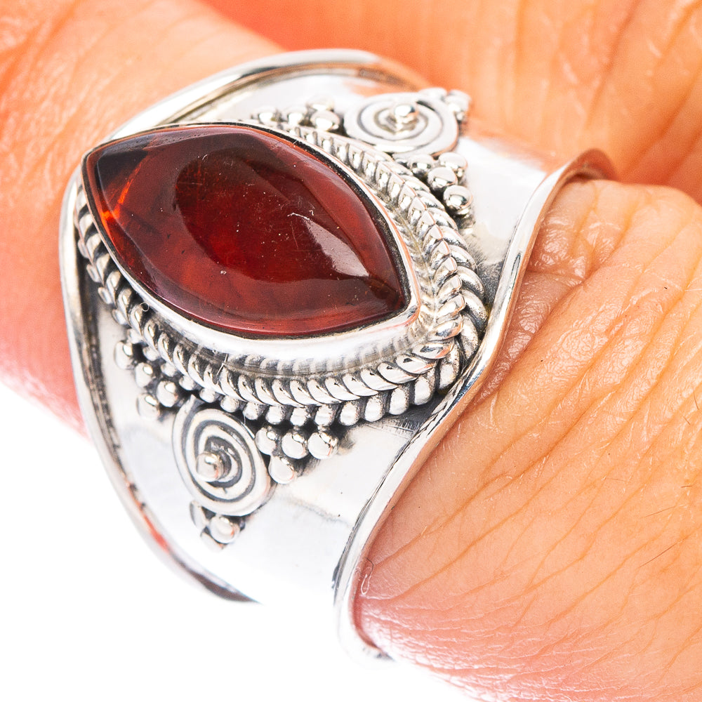 Garnet Ring Size 7.75 (925 Sterling Silver) R7373