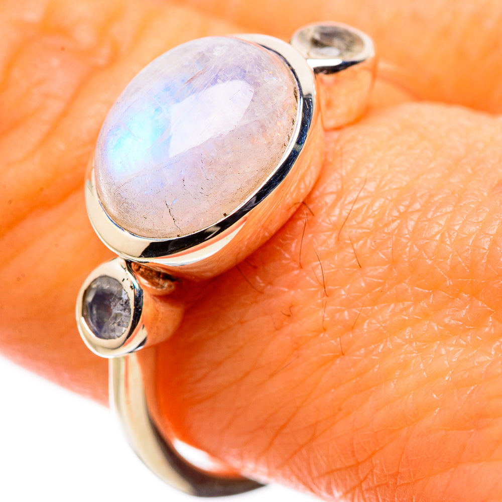 Rainbow Moonstone Ring Size 9 (925 Sterling Silver) RING135675