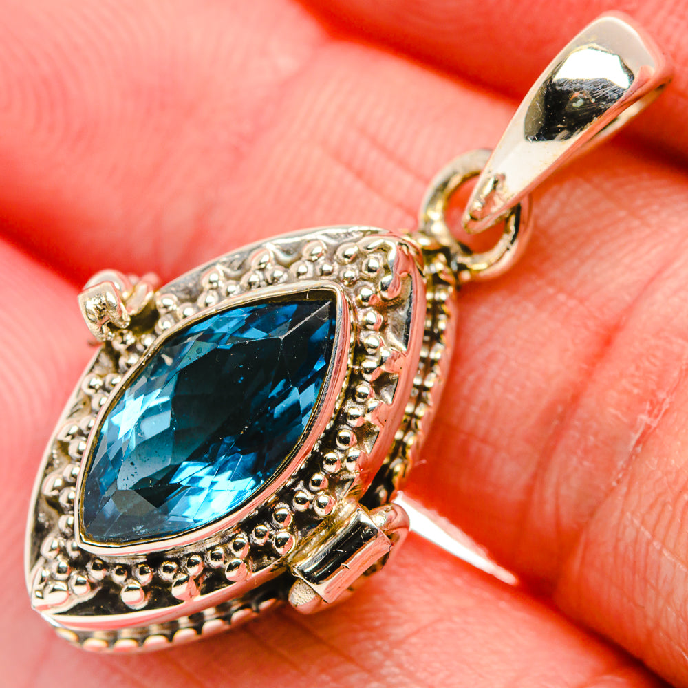 Poison Blue Topaz 925 Sterling Silver Pendant 1 3/8" (925 Sterling Silver) PD37671