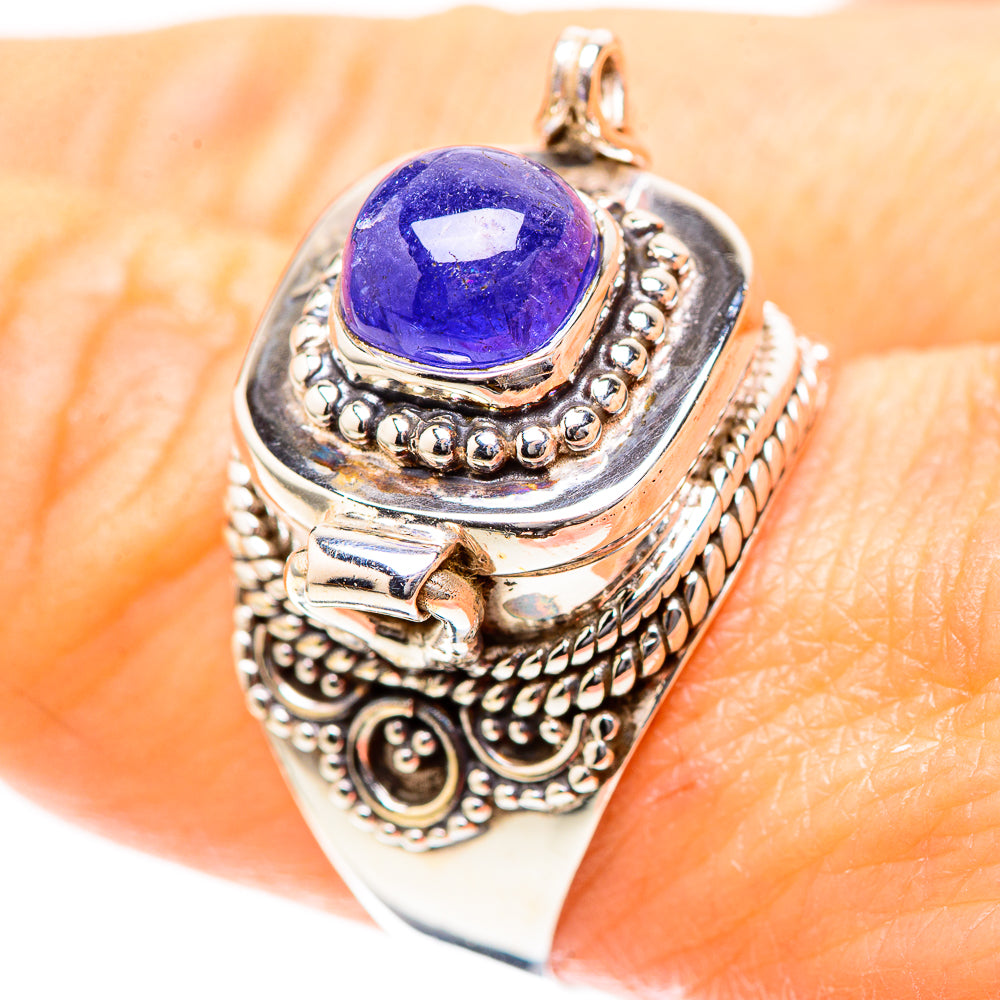 Poison Natural Tanzanite 925 Sterling Silver Ring Size 9 (925 Sterling Silver) RING137181