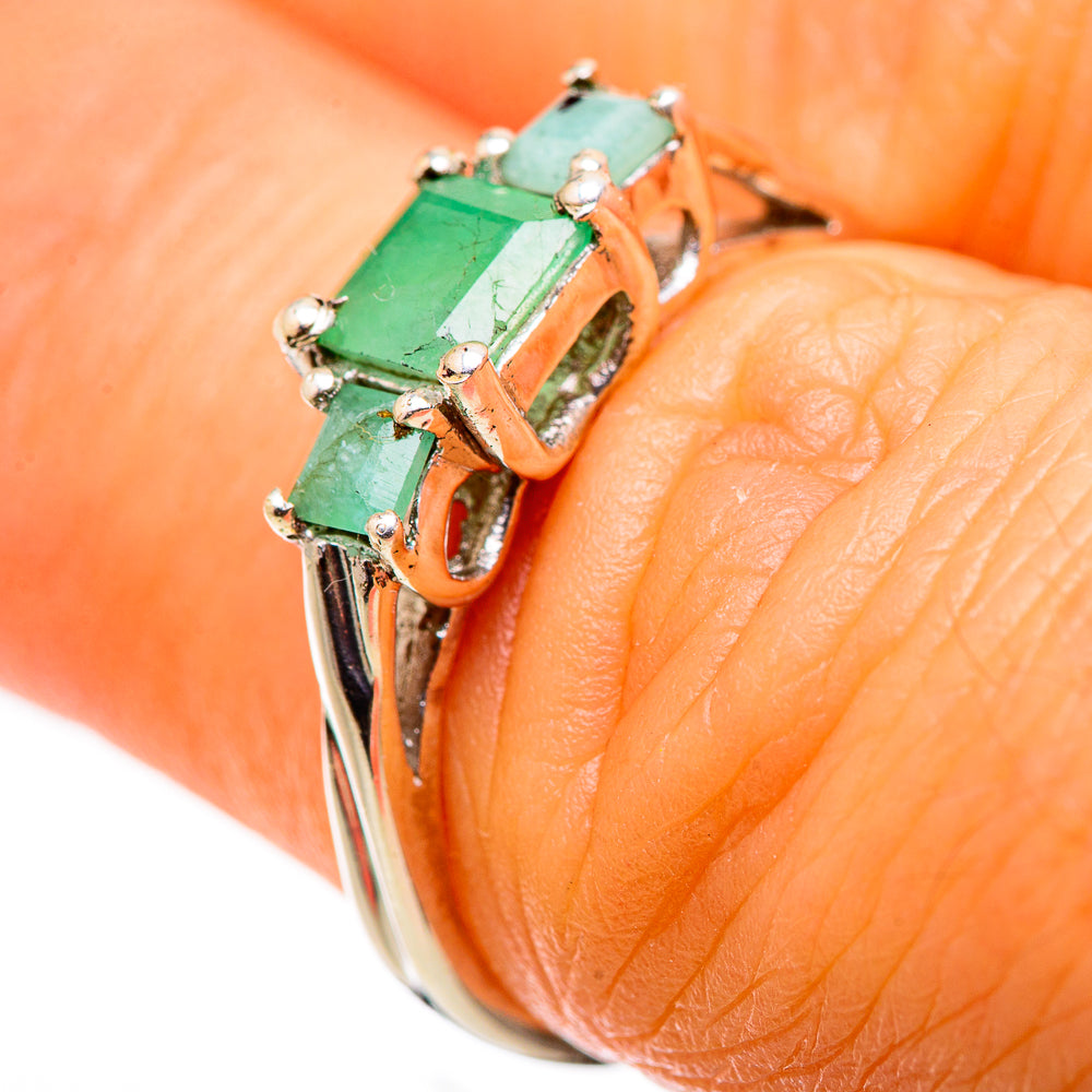 Emerald Ring Size 6.5 (925 Sterling Silver) RING135630