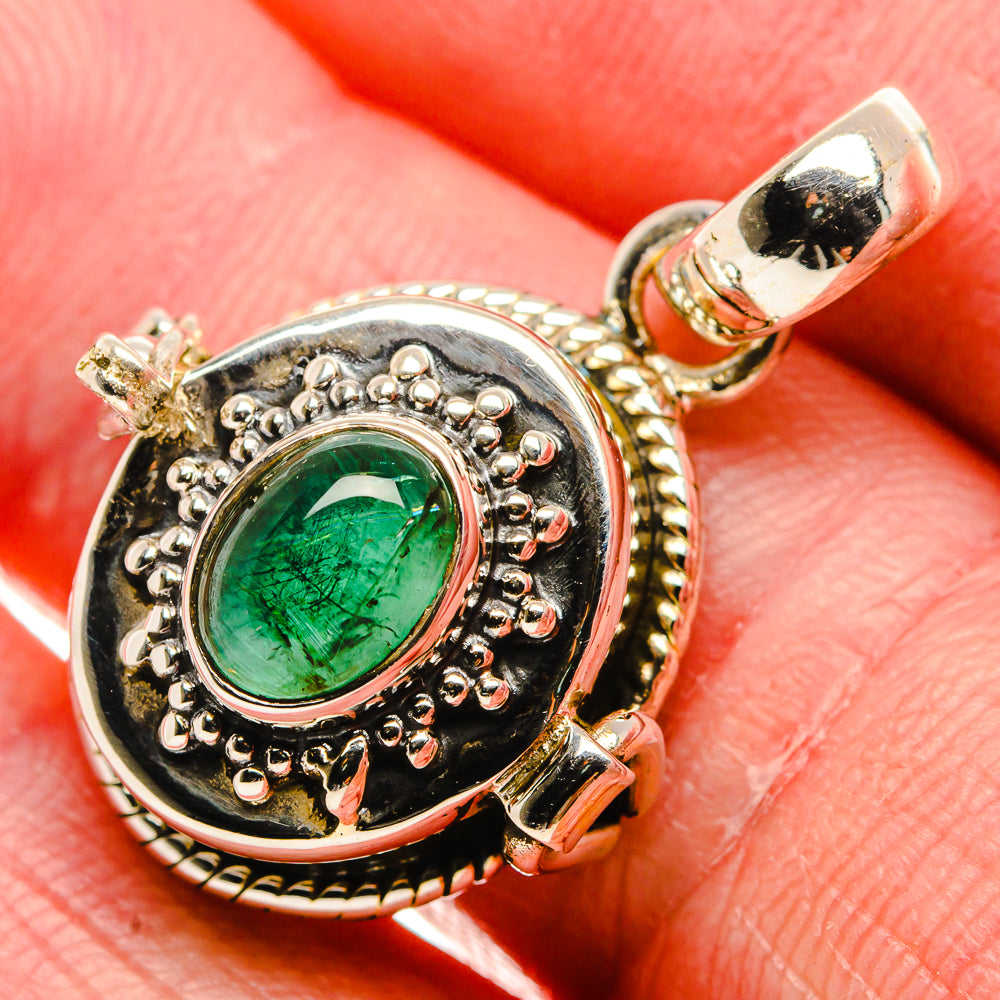 Poison Green Aventurine Pendant 1 1/8" (925 Sterling Silver) PD37486