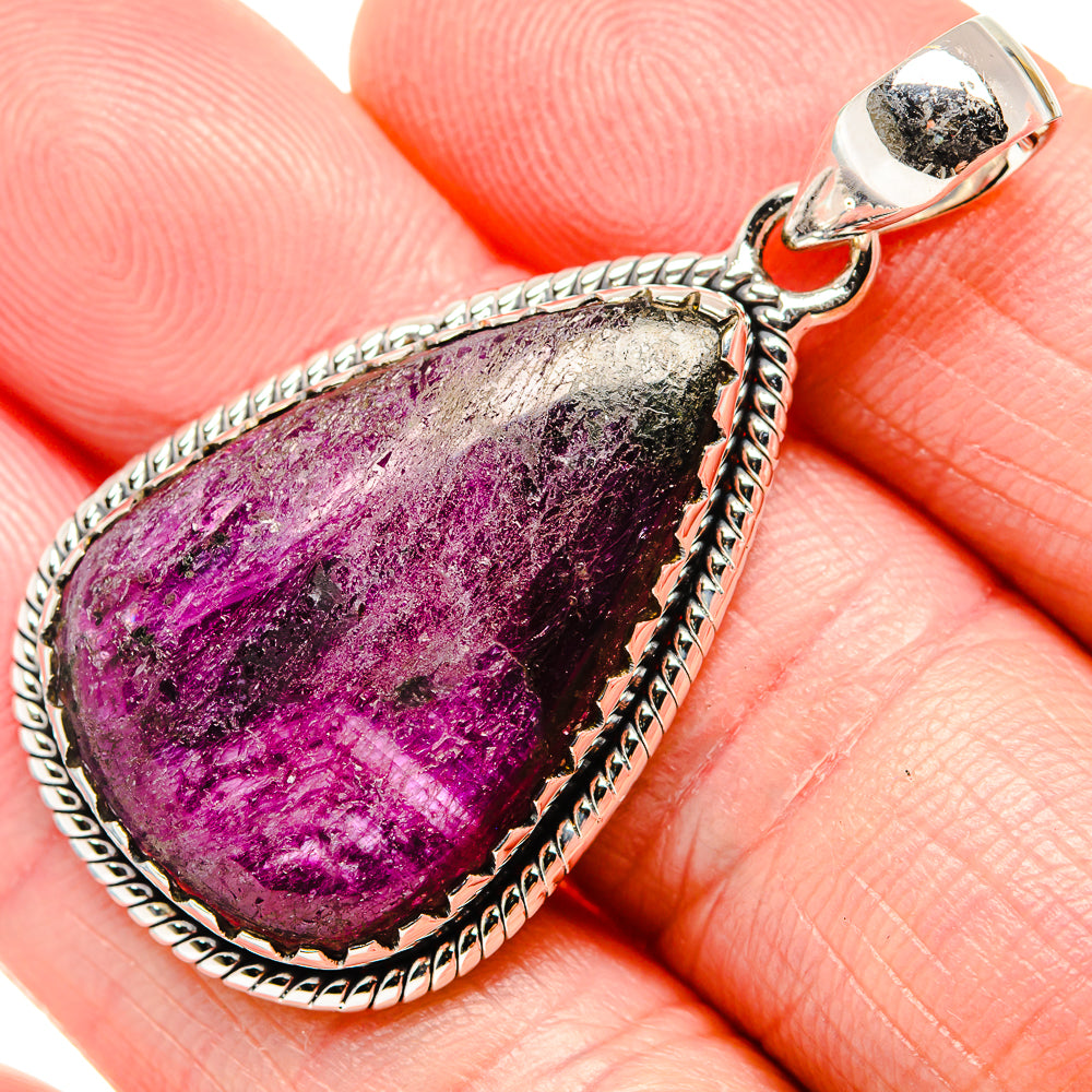 Fuchsite Pendant 1 3/4" (925 Sterling Silver) PD36319