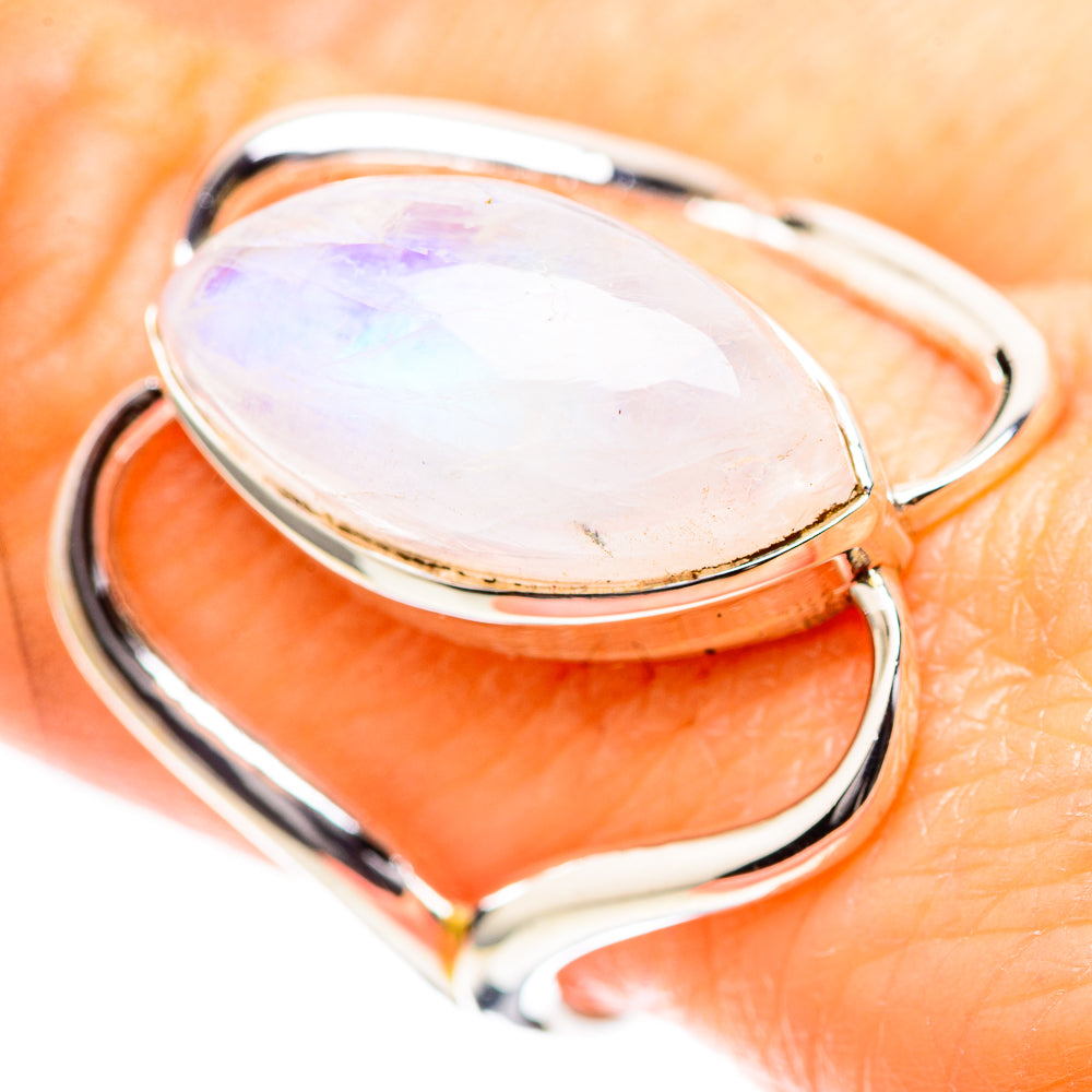Rainbow Moonstone Ring Size 9 (925 Sterling Silver) RING136628