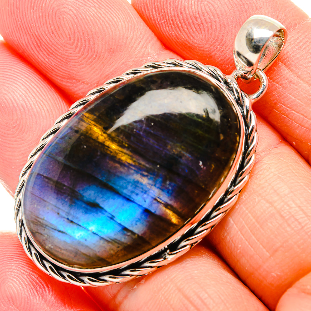 Labradorite Pendant 2" (925 Sterling Silver) PD36777