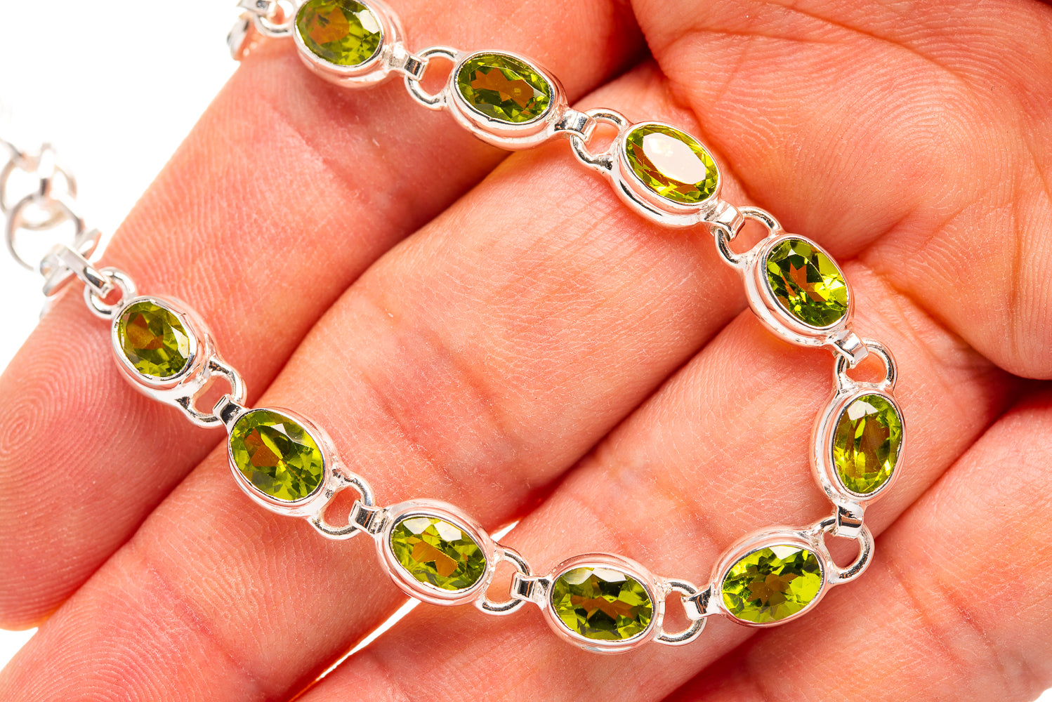 Peridot Bracelets handcrafted by Anasilvercos - BR876376