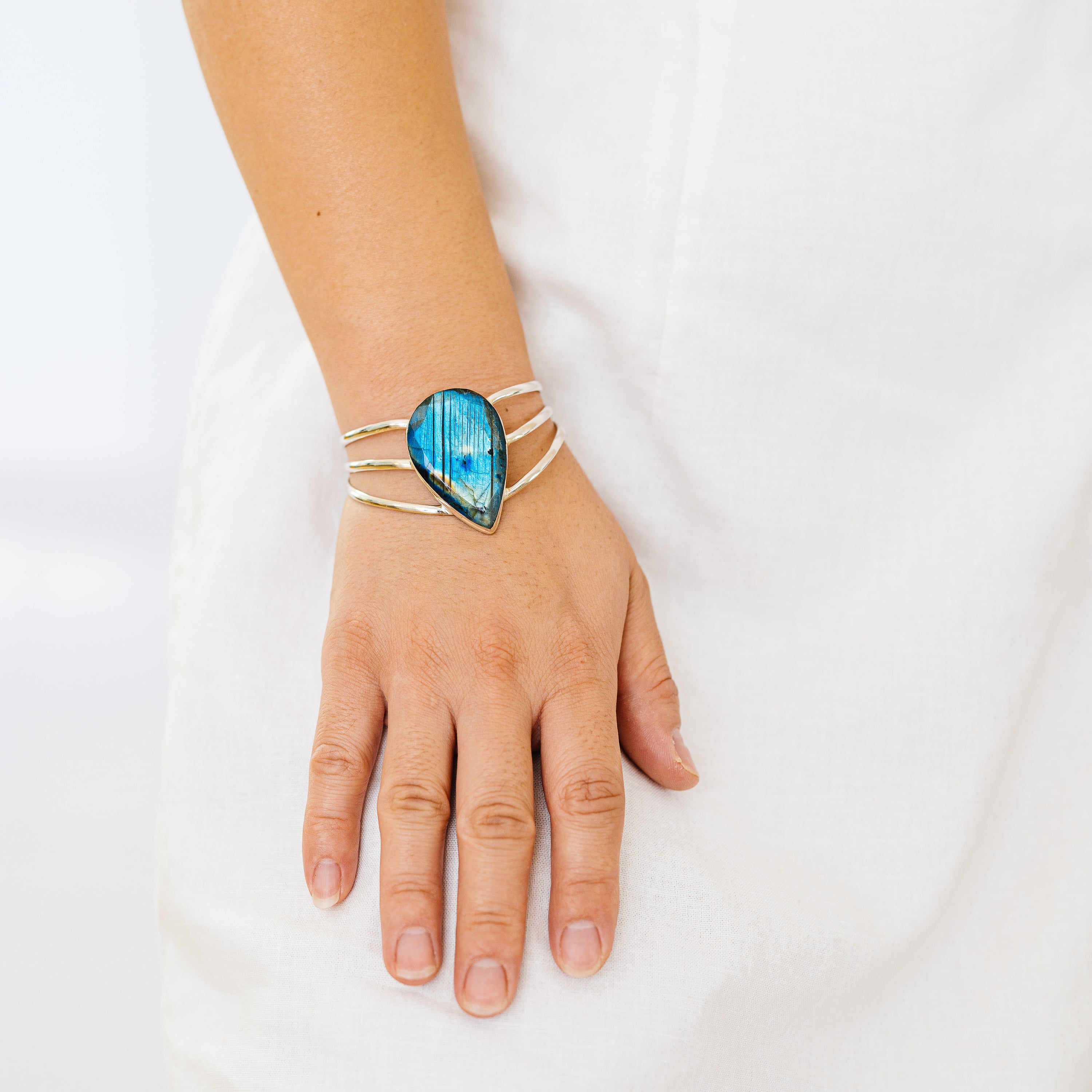 Labradorite Bracelets handcrafted by Anasilvercos - BR90064