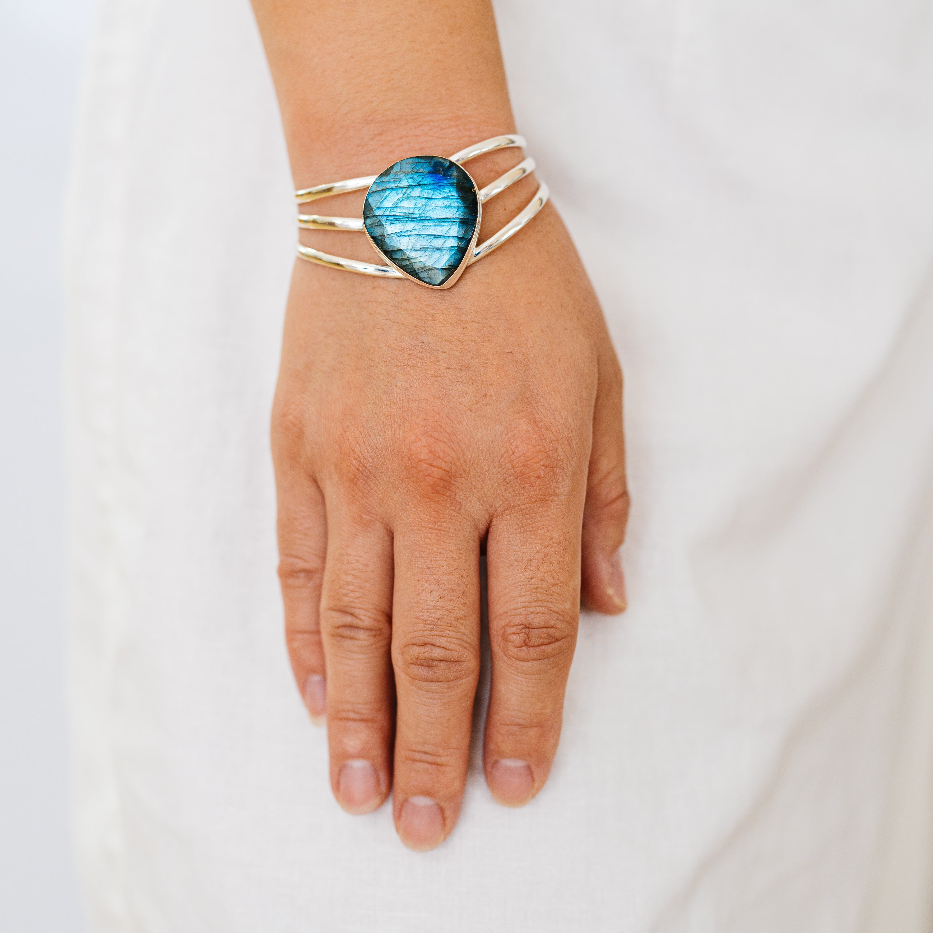 Labradorite Bracelets handcrafted by Anasilvercos - BR90066