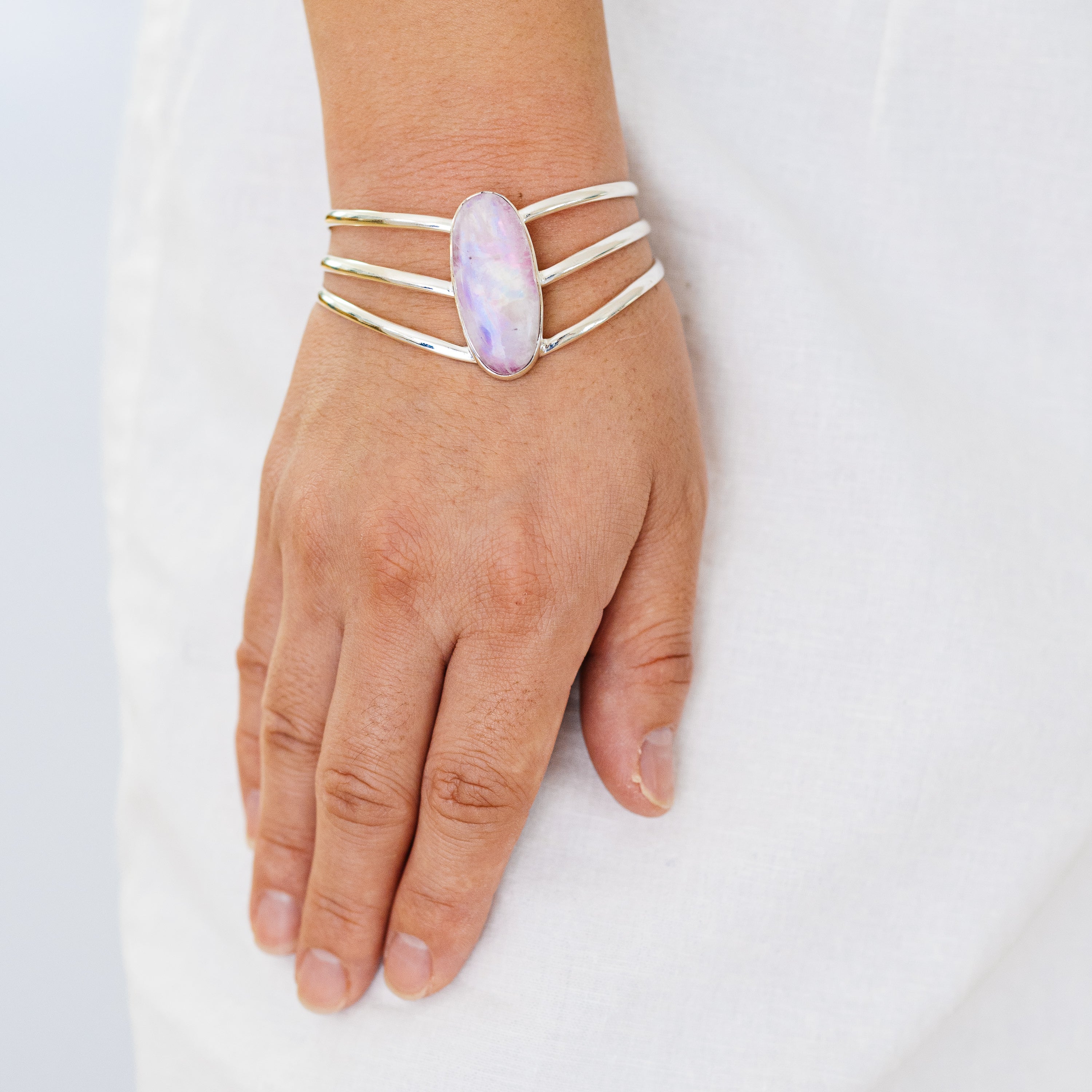 Rainbow Moonstone Bracelets handcrafted by Anasilvercos - BR90084