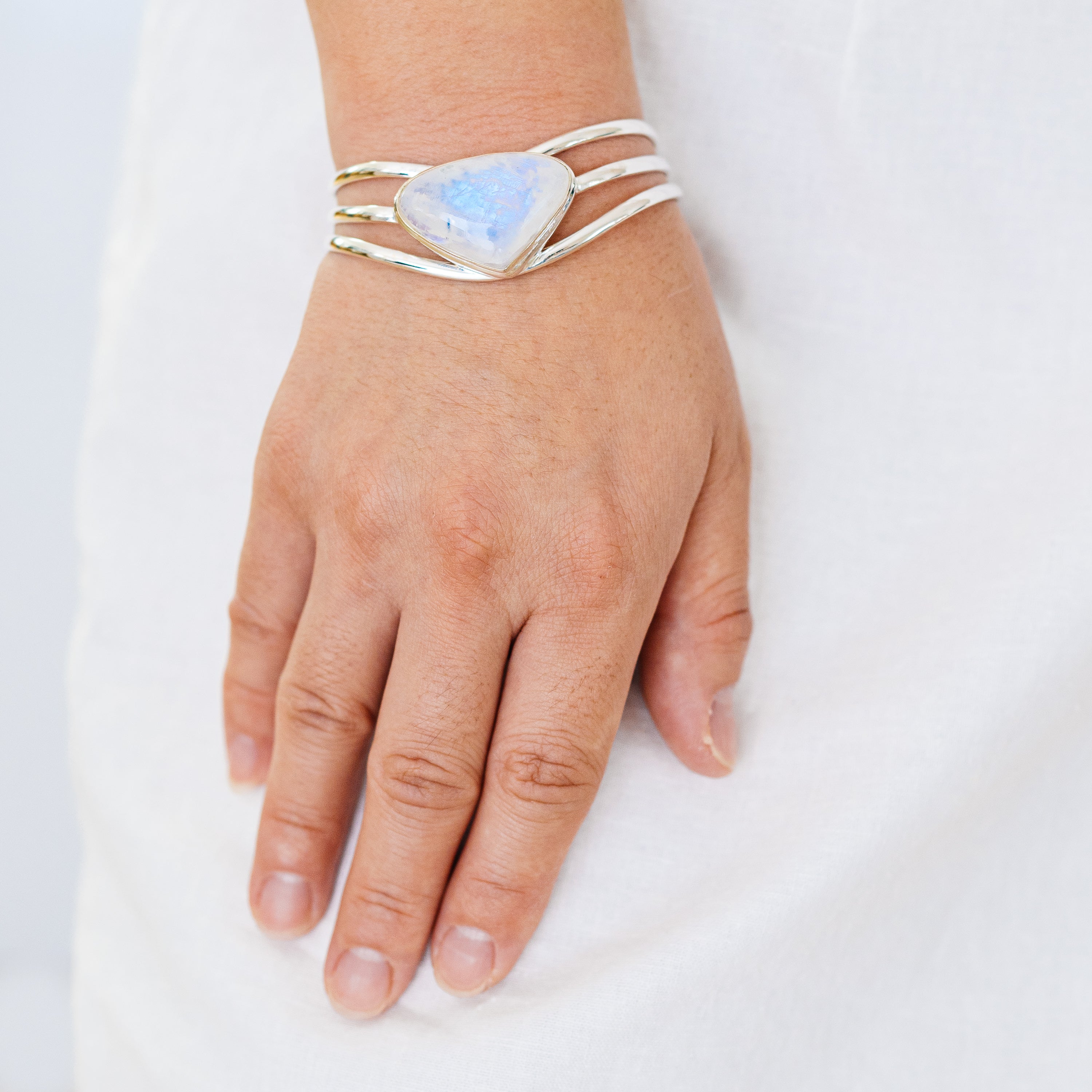 Rainbow Moonstone Bracelets handcrafted by Anasilvercos - BR90086