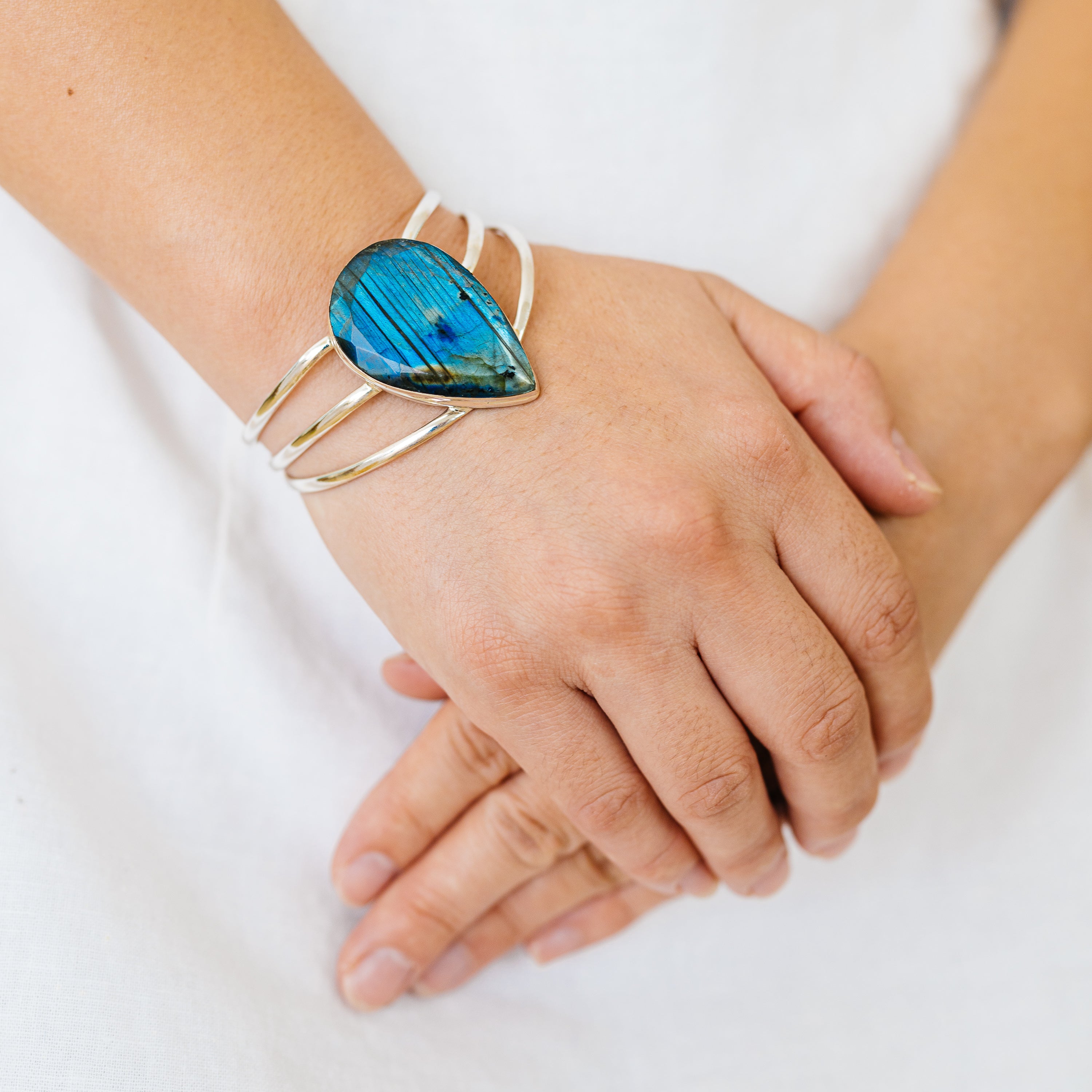 Labradorite Bracelets handcrafted by Anasilvercos - BR90064 - Photo 2