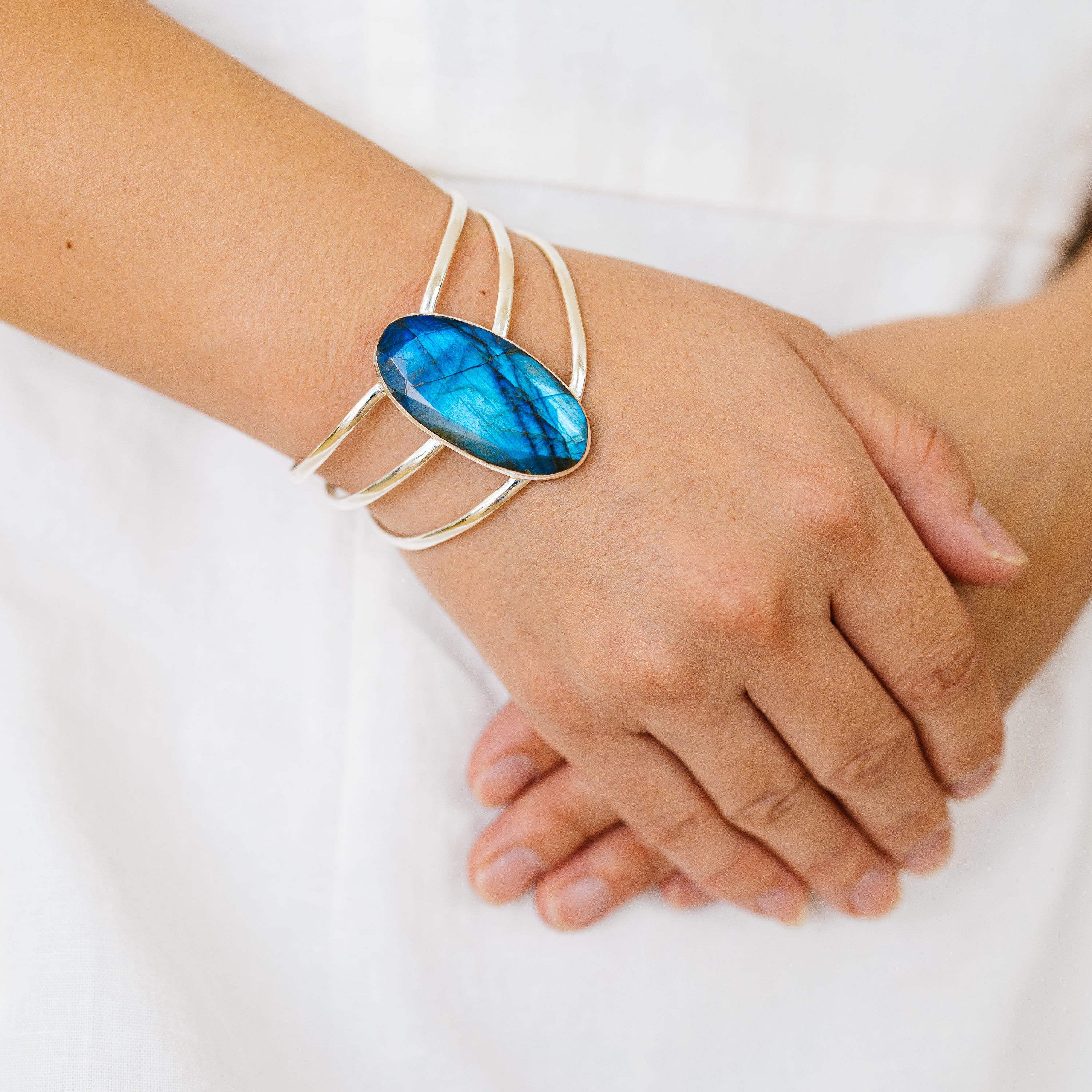 Labradorite Bracelets handcrafted by Anasilvercos - BR90065 - Photo 2