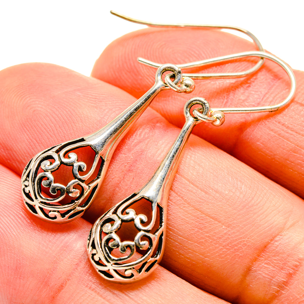 Engraved Earrings handcrafted by Anasilvercos - EARR412028