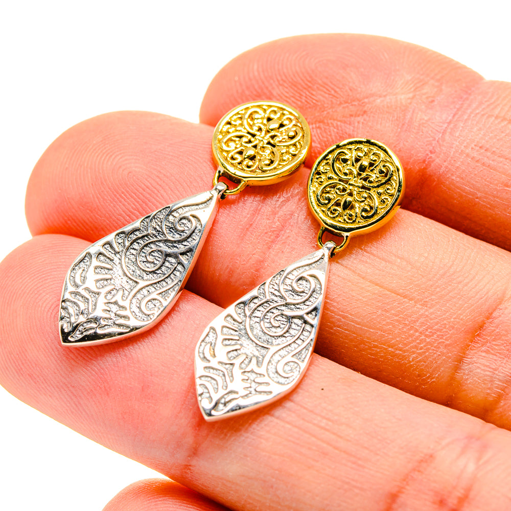 Engraved Earrings handcrafted by Anasilvercos - EARR412620