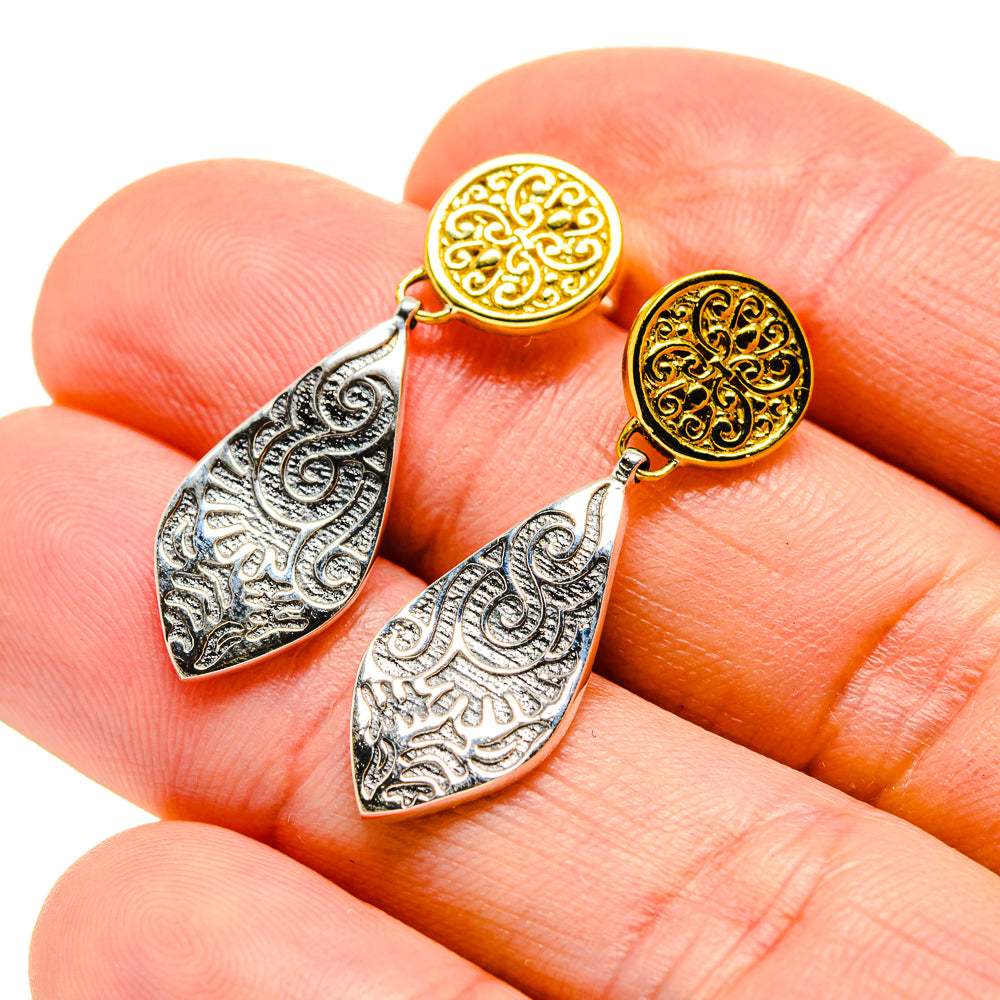 Hammered Earrings handcrafted by Anasilvercos - EARR413019