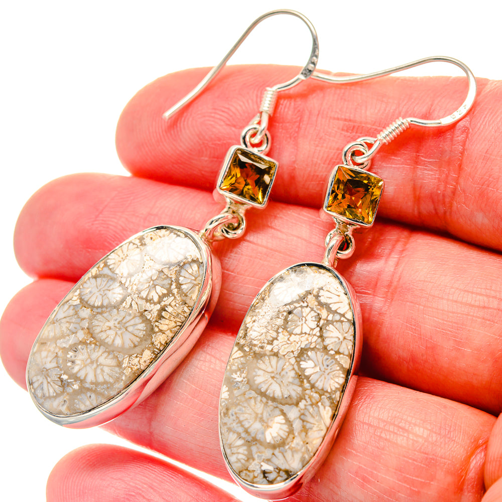 Labradorite Rings handcrafted by Anasilvercos - EARR423481