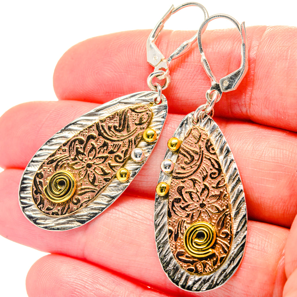 Engraved Copper Earrings handcrafted by Anasilvercos - EARR423528