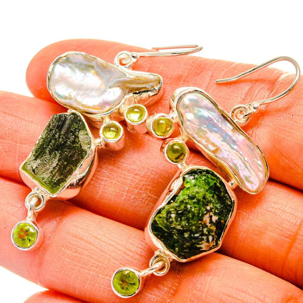 Chrome Diopside Earrings handcrafted by Anasilvercos - EARR425536