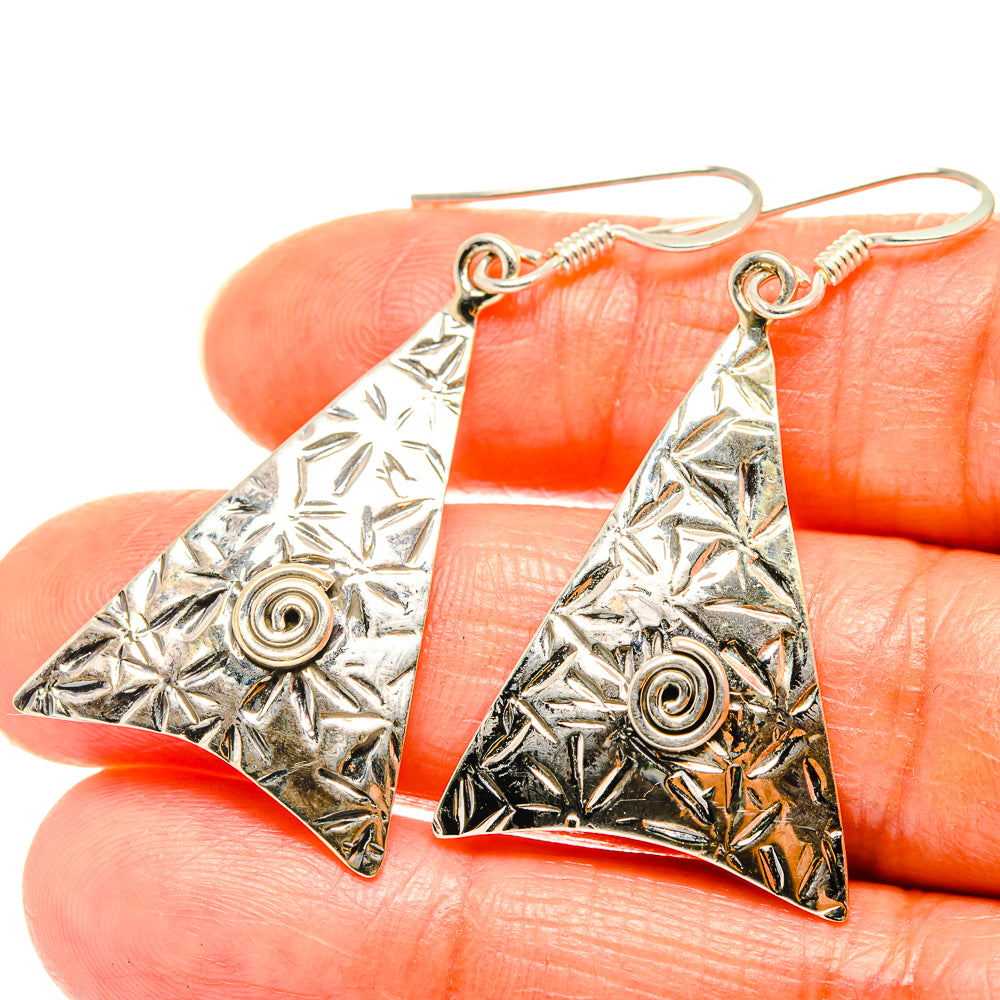 Engraved Earrings handcrafted by Anasilvercos - EARR426330