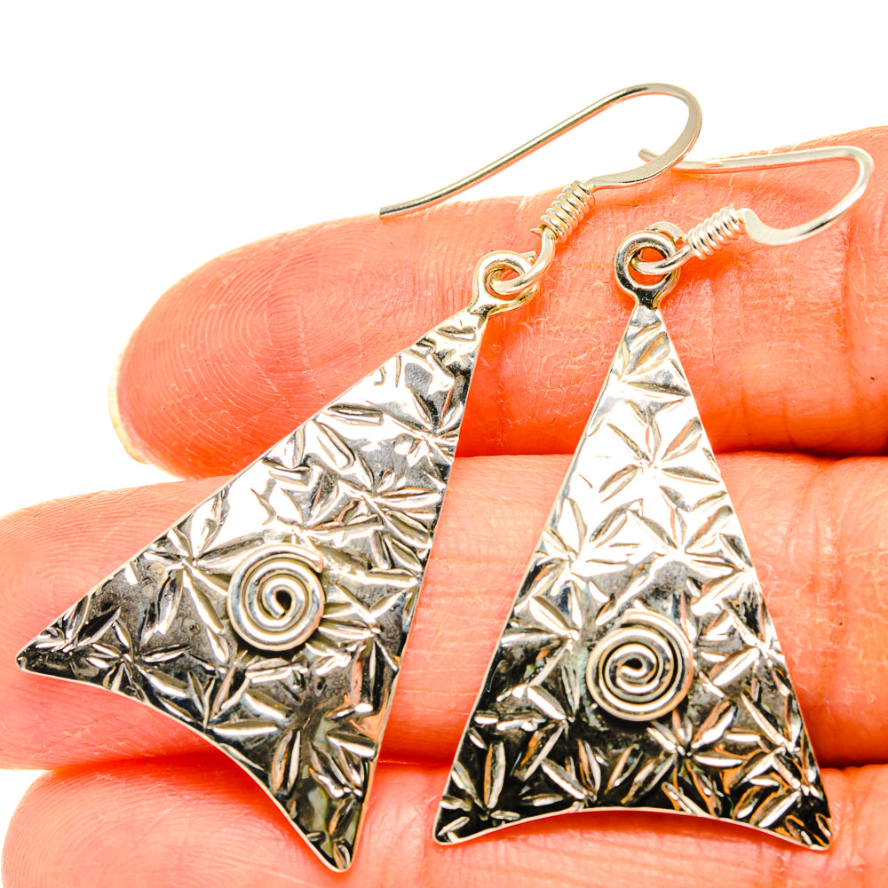 Engraved Earrings handcrafted by Anasilvercos - EARR426444