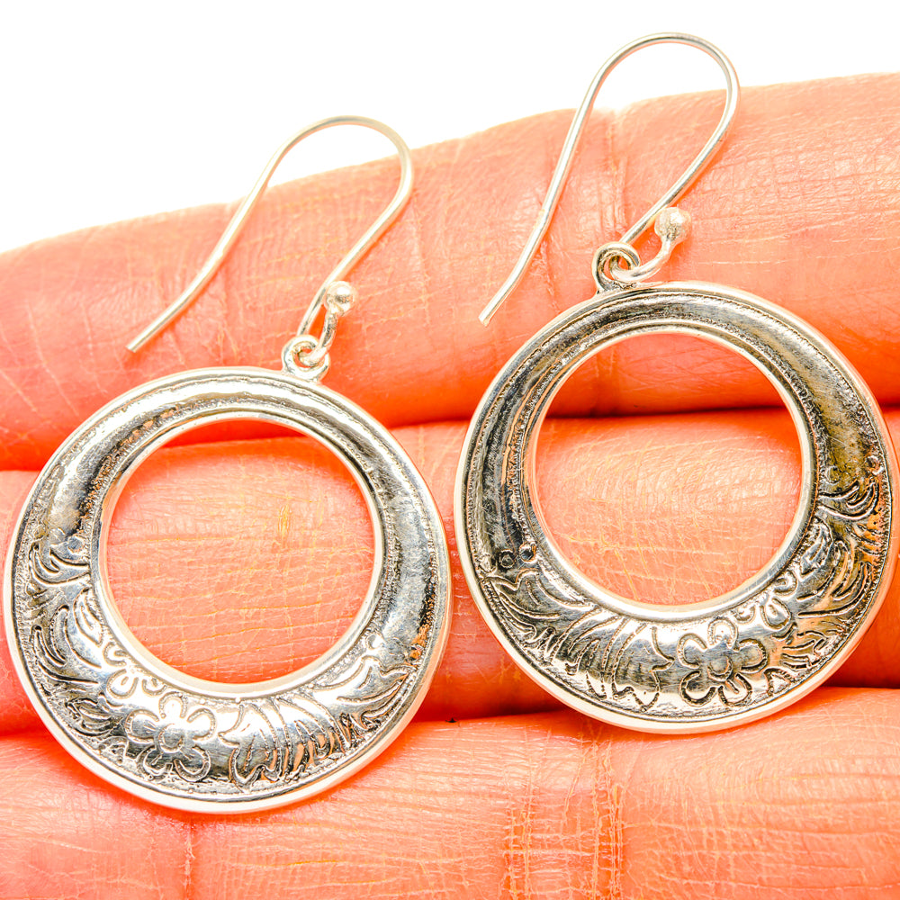 Engraved Earrings handcrafted by Anasilvercos - EARR427005