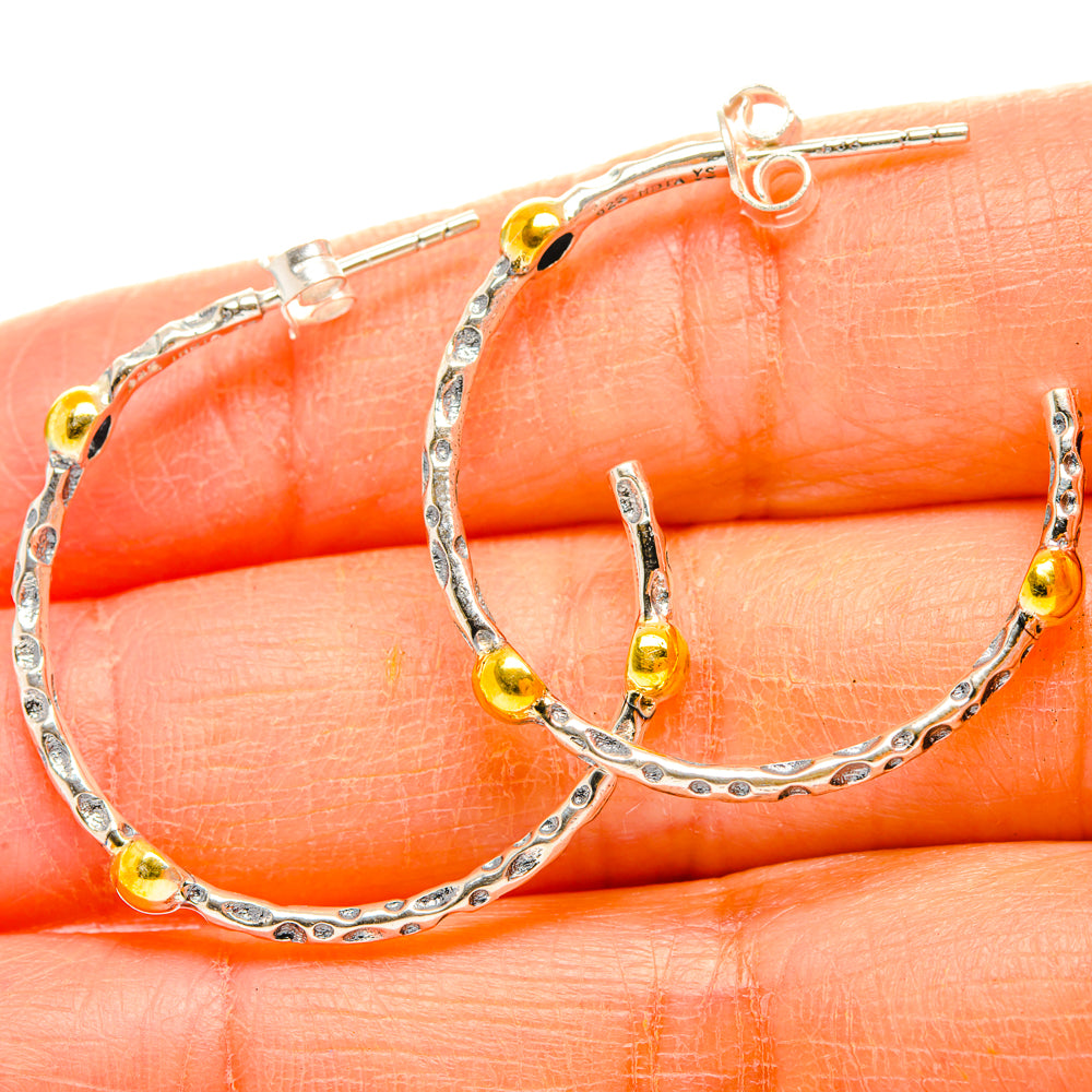 Hoop Earrings handcrafted by Anasilvercos - EARR427136
