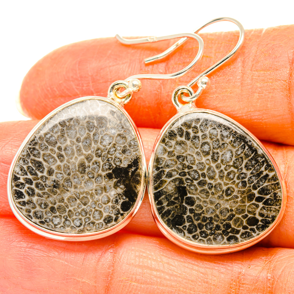 Stingray Coral Earrings handcrafted by Anasilvercos - EARR427854