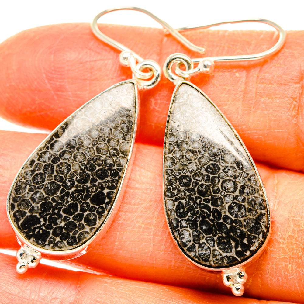 Stingray Coral Earrings handcrafted by Anasilvercos - EARR427944