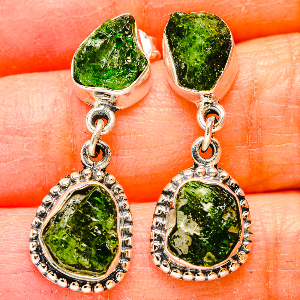 Chrome Diopside Earrings handcrafted by Anasilvercos - EARR431101