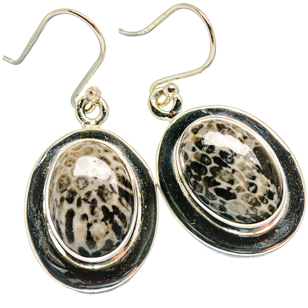 Stingray Coral Earrings handcrafted by Anasilvercos - EARR424502