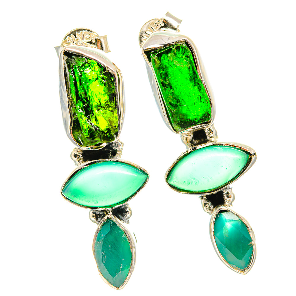 Chrome Diopside Earrings handcrafted by Anasilvercos - EARR426266 - Photo 2