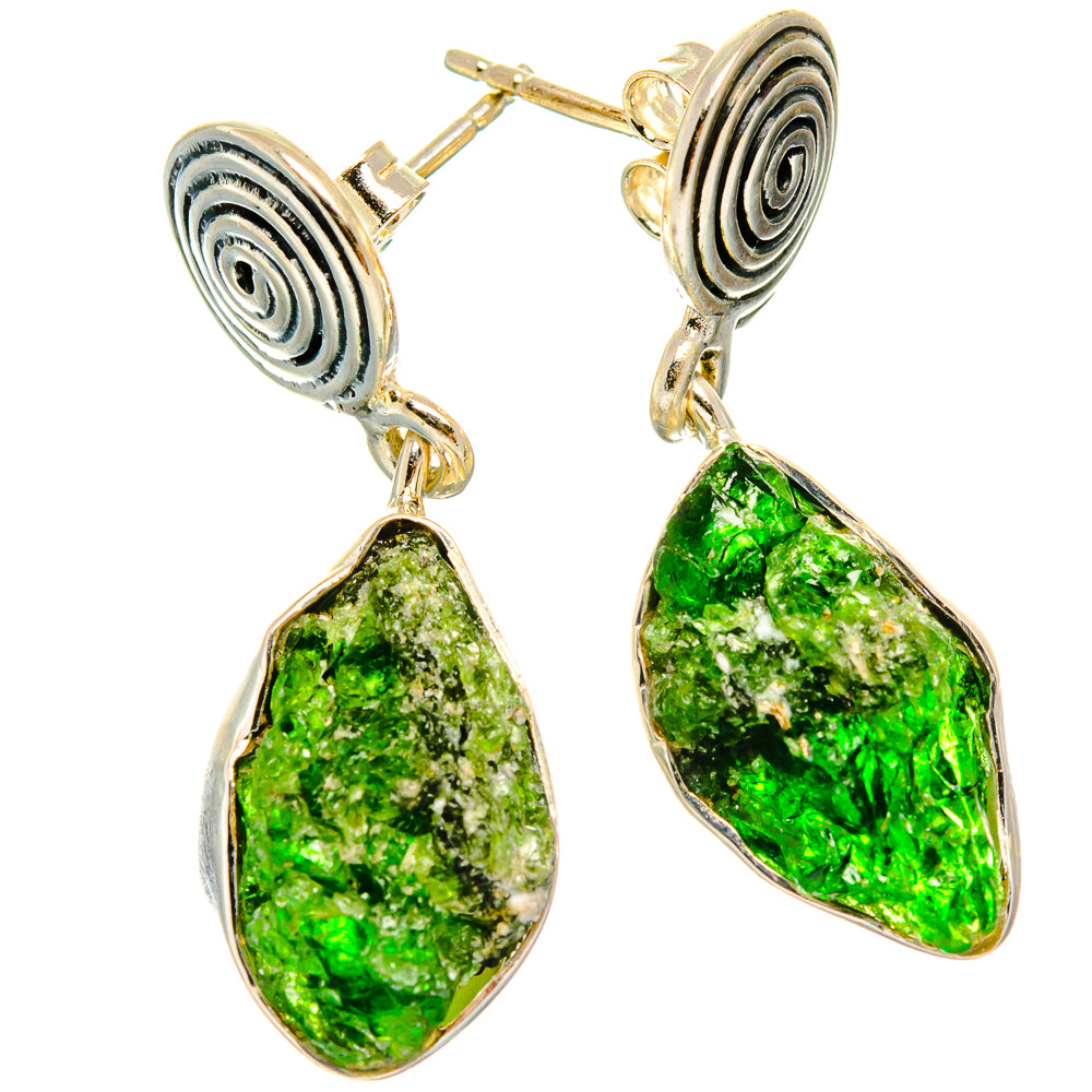 Chrome Diopside Earrings handcrafted by Anasilvercos - EARR426969 - Photo 2