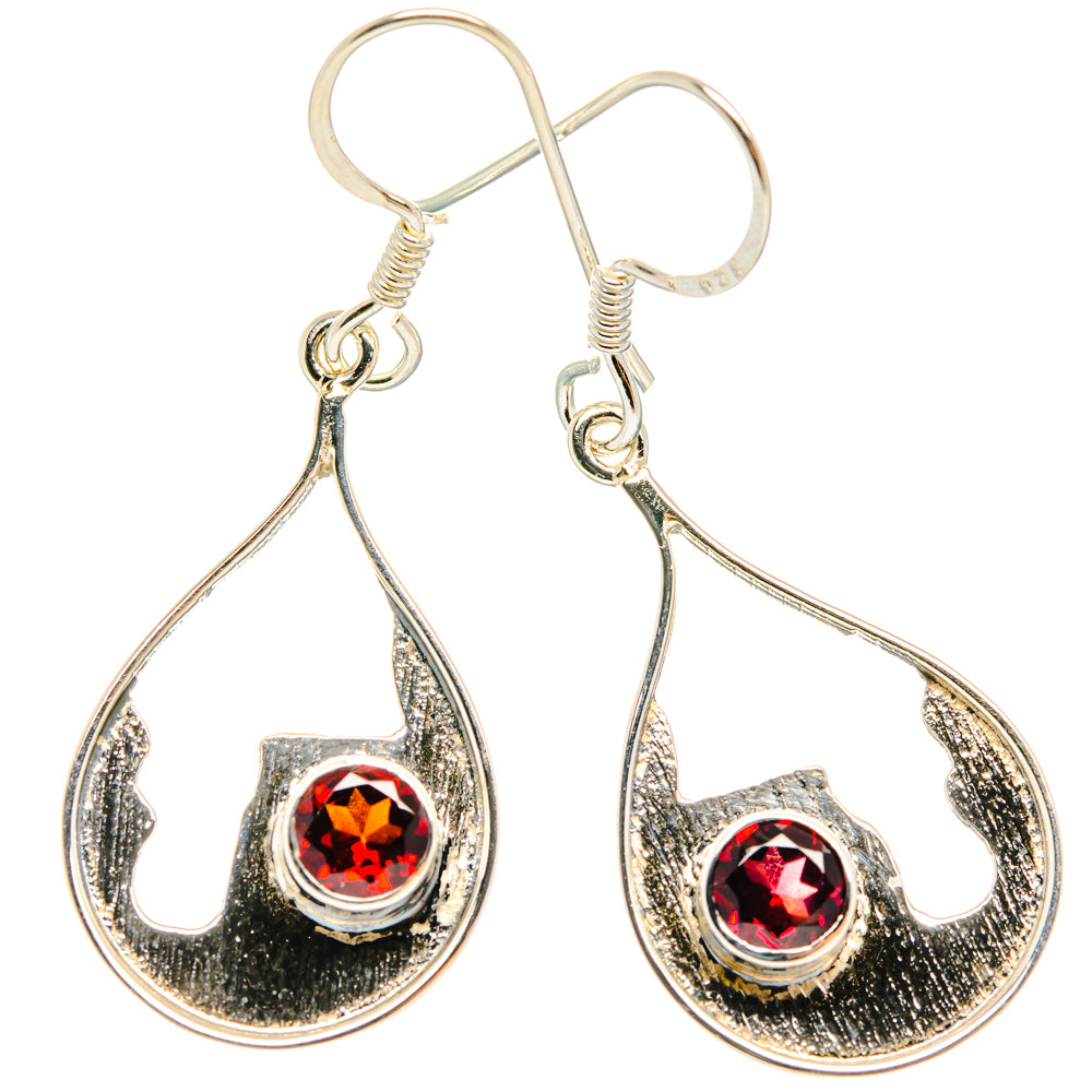 Garnet Earrings handcrafted by Anasilvercos - EARR427341 - Photo 2