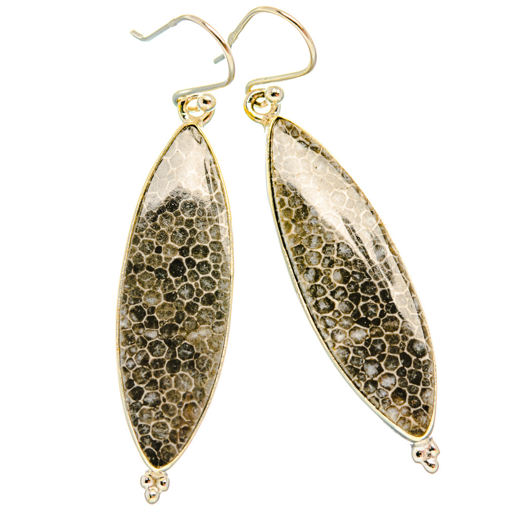 Stingray Coral Earrings handcrafted by Anasilvercos - EARR427935 - Photo 2