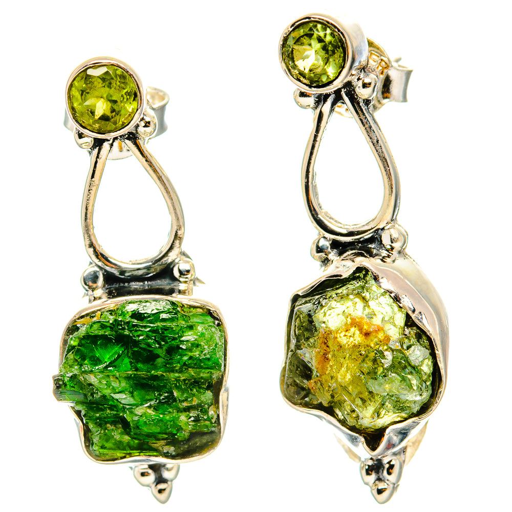 Chrome Diopside Earrings handcrafted by Anasilvercos - EARR428900 - Photo 2