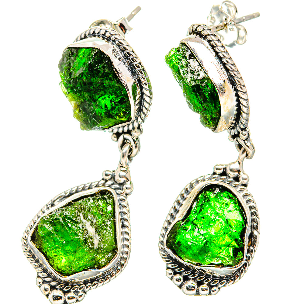 Chrome Diopside Earrings handcrafted by Anasilvercos - EARR431022 - Photo 2