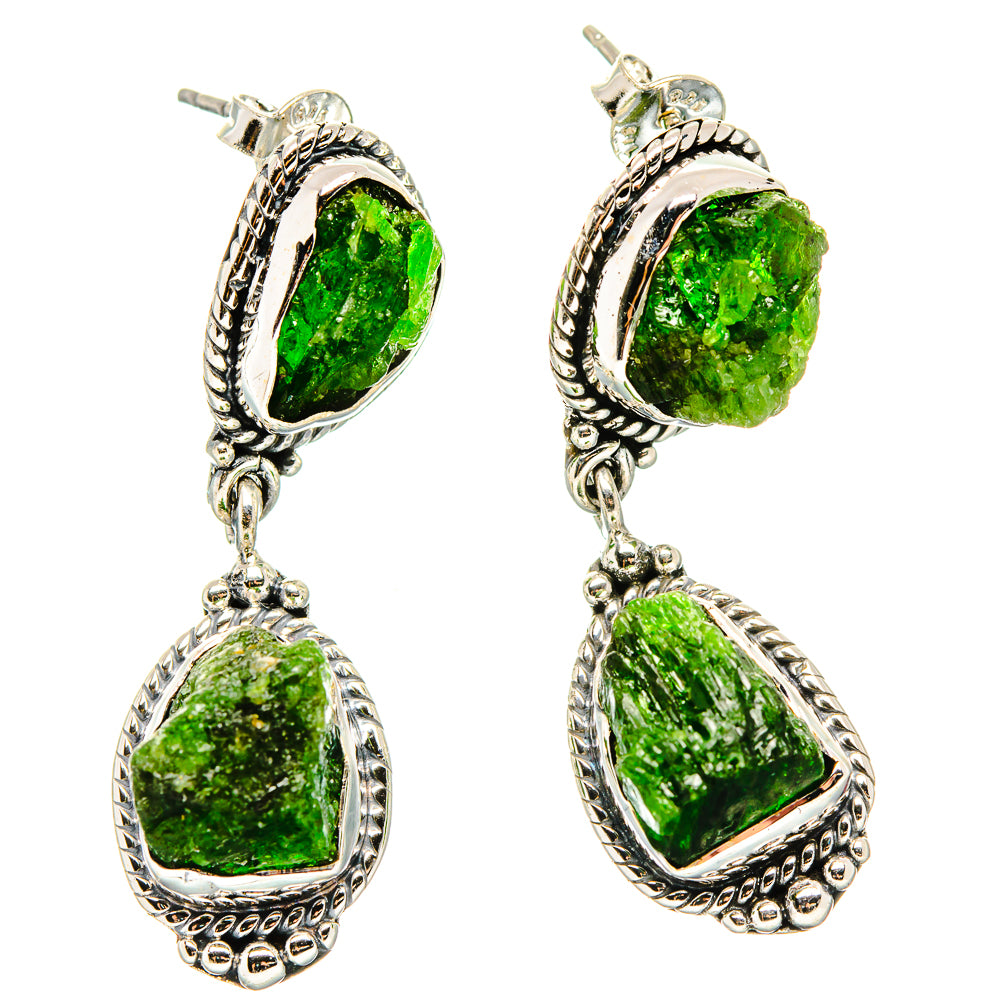 Chrome Diopside Earrings handcrafted by Anasilvercos - EARR431373 - Photo 2