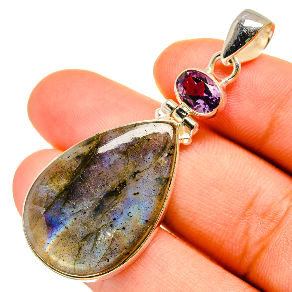 Labradorite Pendants handcrafted by Anasilvercos - PD10024