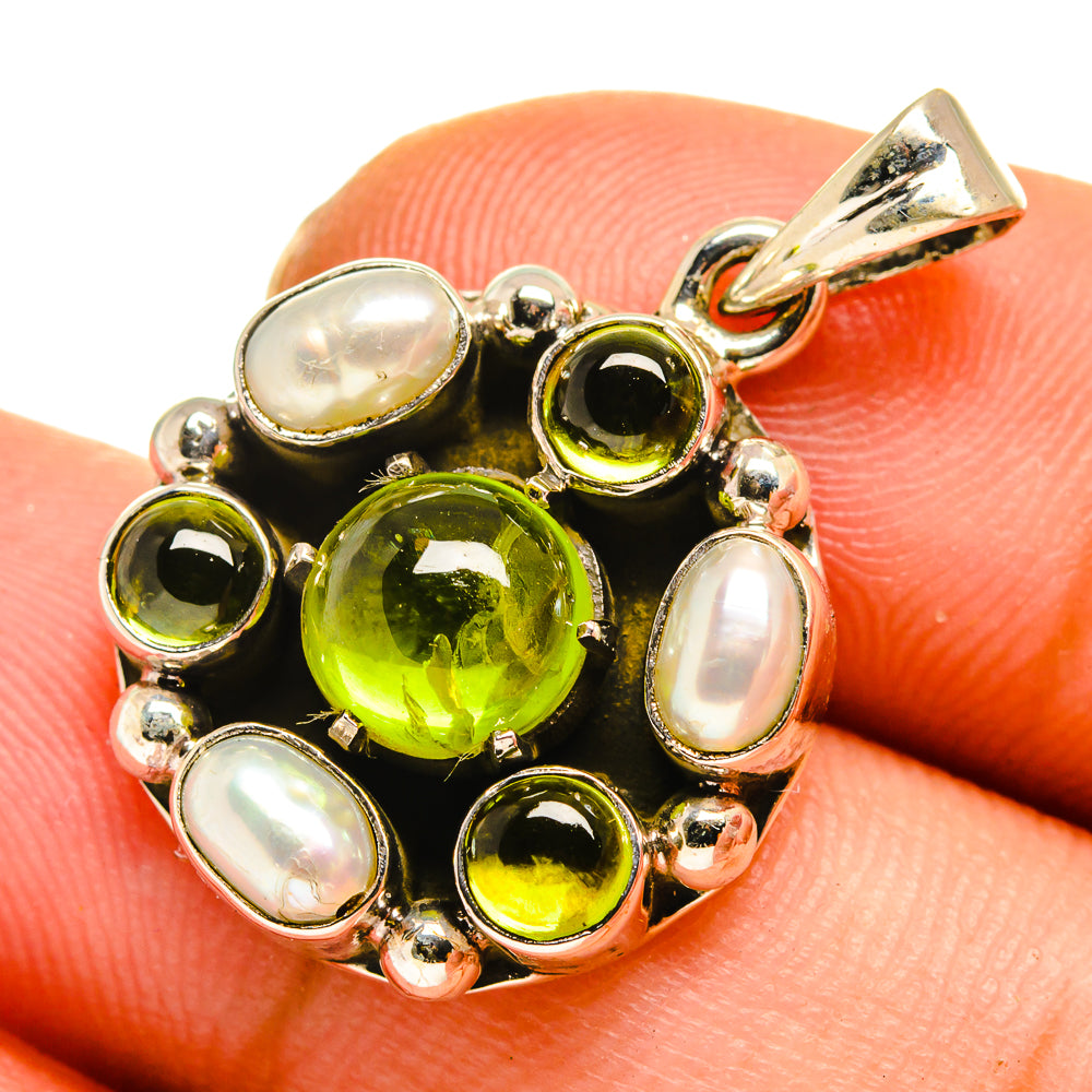 Peridot Pendants handcrafted by Anasilvercos - PD10096