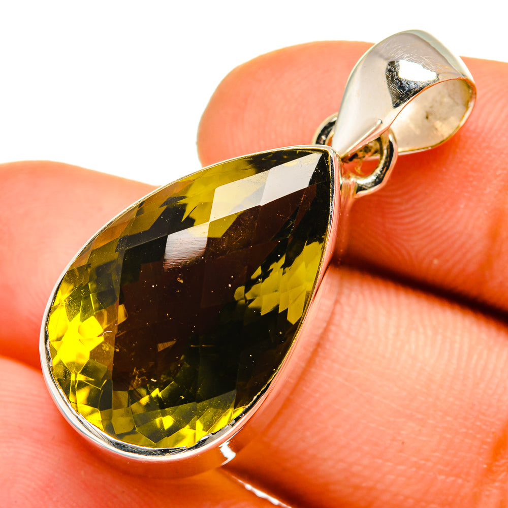 Olive Quartz Pendants handcrafted by Anasilvercos - PD10103