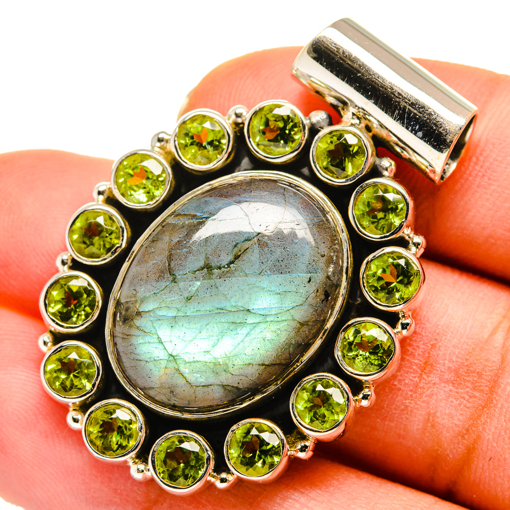 Labradorite Pendants handcrafted by Anasilvercos - PD10146