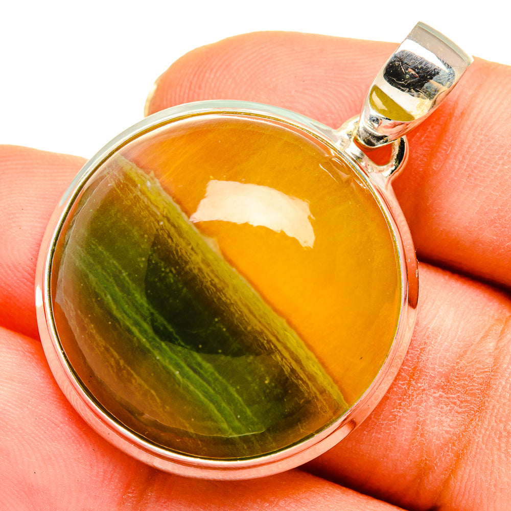 Green Fluorite Pendants handcrafted by Anasilvercos - PD10218