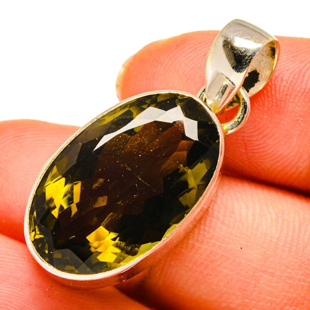 Olive Quartz Pendants handcrafted by Anasilvercos - PD10306