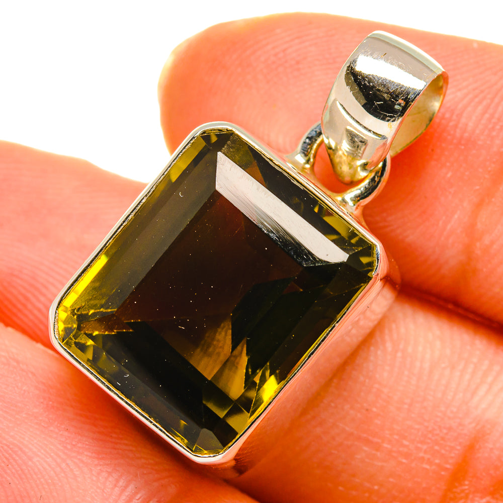 Olive Quartz Pendants handcrafted by Anasilvercos - PD10326