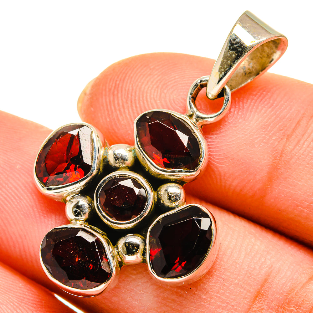 Garnet Pendants handcrafted by Anasilvercos - PD10365