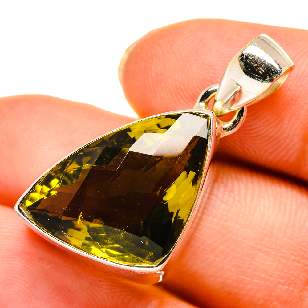 Olive Quartz Pendants handcrafted by Anasilvercos - PD10508