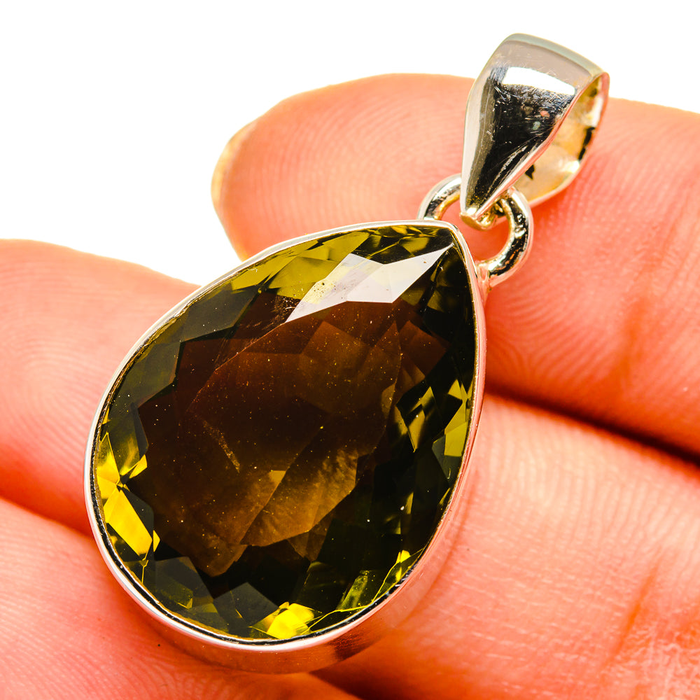Olive Quartz Pendants handcrafted by Anasilvercos - PD10511